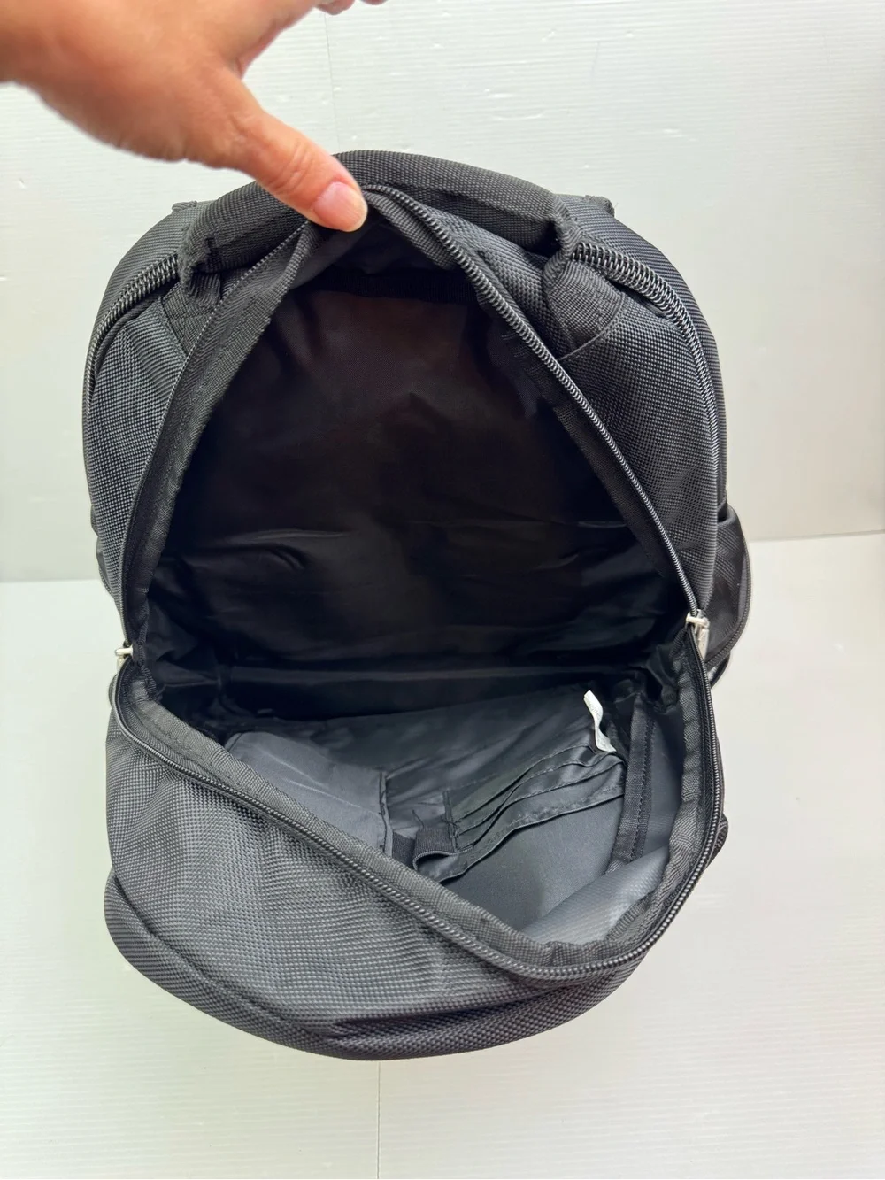 NWT Mojo Golden State Warriors 19” Premium Backpack L704 Black NBA Tech Outdoors